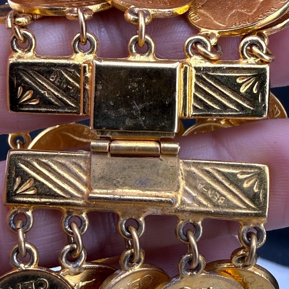 Vintage Ben Amun Bracelet Clip On Earrings Set Coin Gold Tone 6.5" - Picture 13 of 16